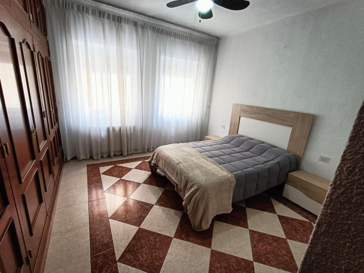 Amplio Apartamento Exterior กรานาดา ภายนอก รูปภาพ